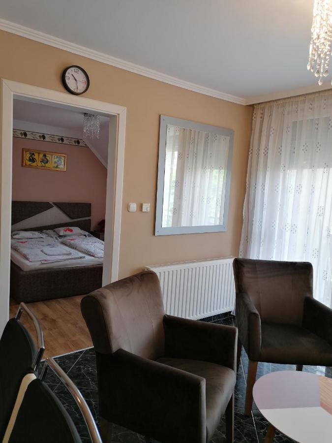 Hajdúszoboszló Bettina47 Apartman מראה חיצוני תמונה