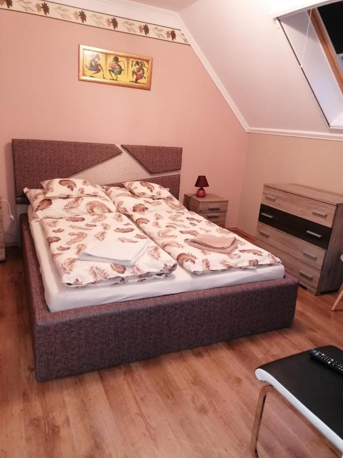 Hajdúszoboszló Bettina47 Apartman מראה חיצוני תמונה